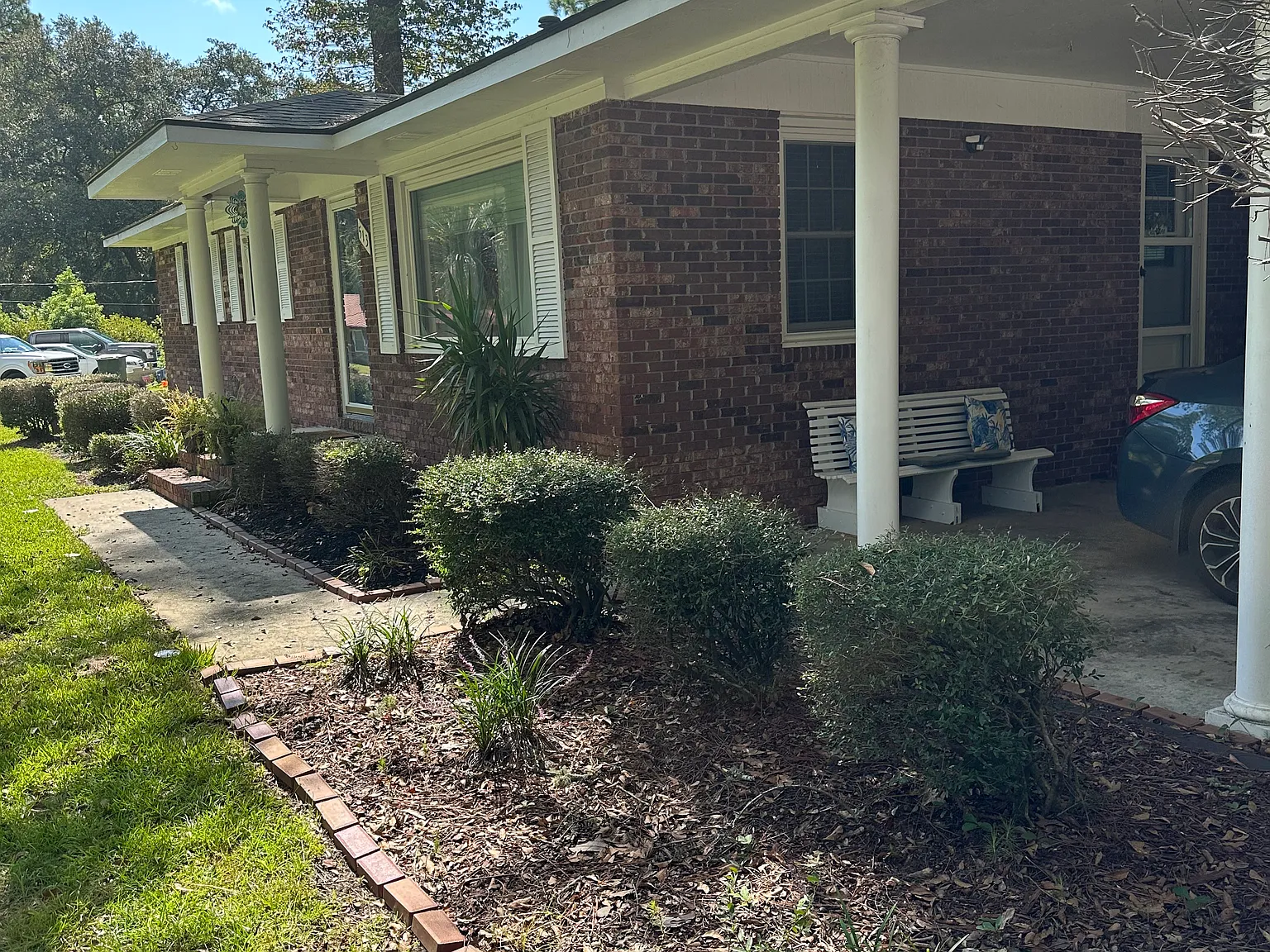 3 bed, 1.5 bath, 1700 sqft, $2,150 — Photo 3