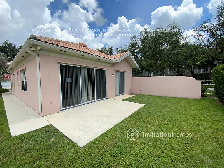 4776 Temple Dr — Photo 13