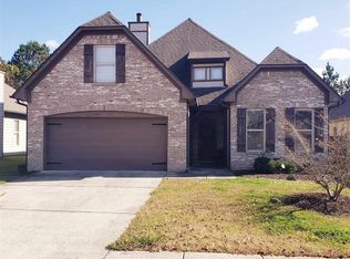 1020 Riviera Dr, Calera, AL 35040