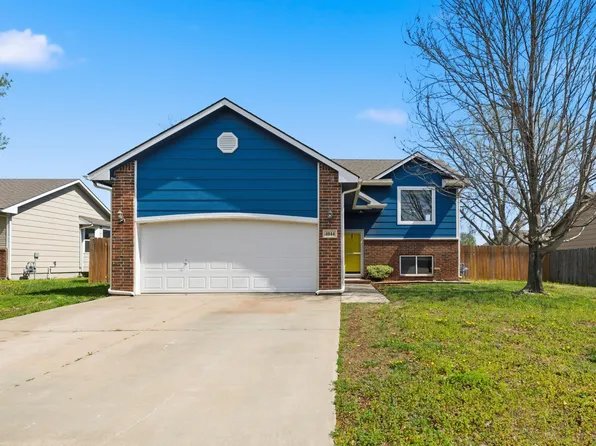 4044 Farmstead St, Wichita, KS 67220