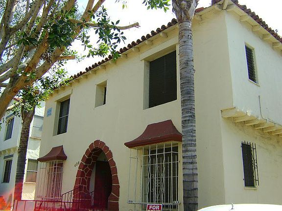2nd image of 428 N Ogden Dr APT 3