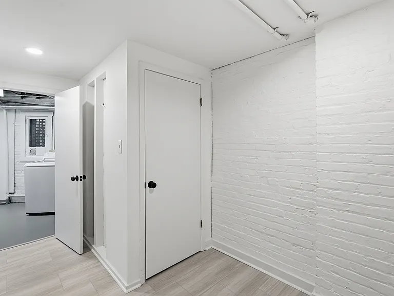 4432 Q St NW — Photo 17