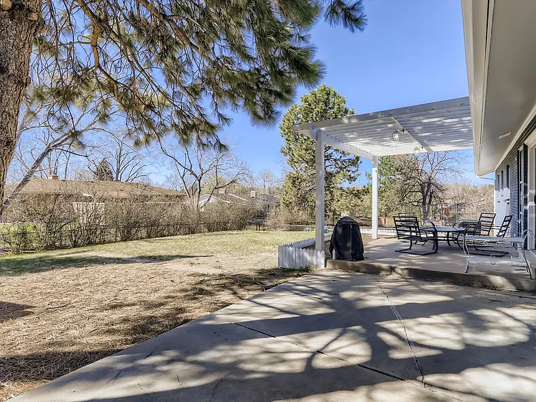 7804 E Hampden Cir — Photo 21