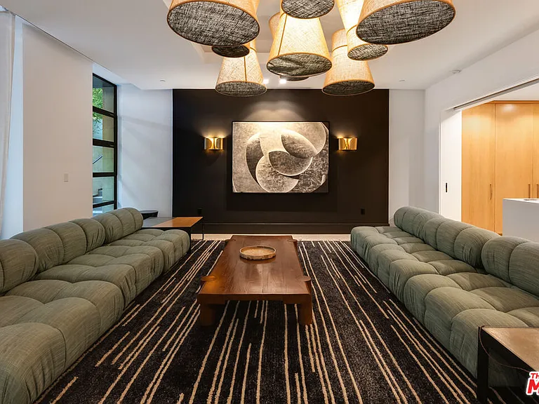 10777 Wilshire Blvd #405 — Photo 8