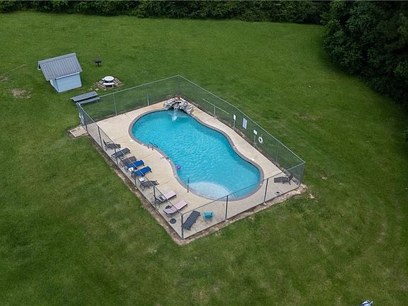 5th image of 27207 Snead Dr