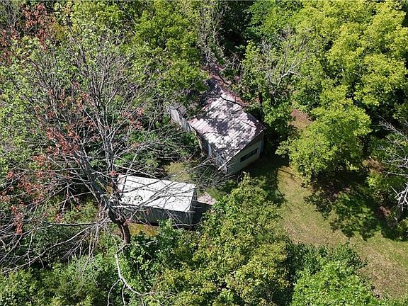 5th image of 17401 E 1850th Rd