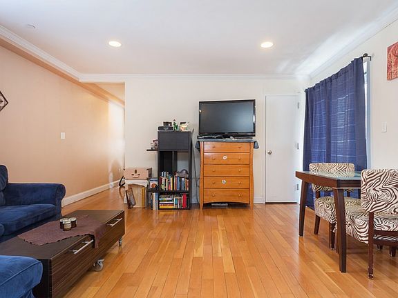 4th image of 8371 116th St APT 4E