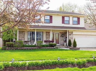 28312 Armanda Dr, Warren, MI 48088