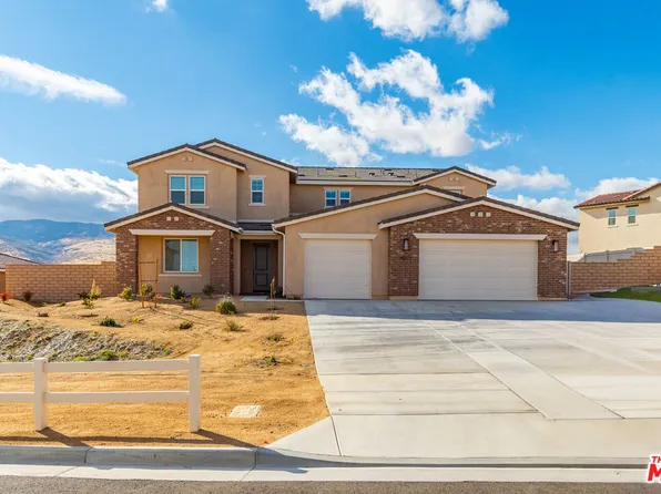 39321 Stallion Dr, Palmdale, CA 93551