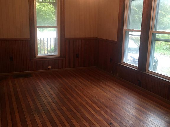 2nd image of 4026 Lake Ave