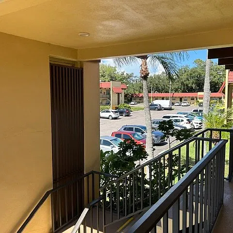 1 bed, 750 sqft, $1,150 — Photo 3