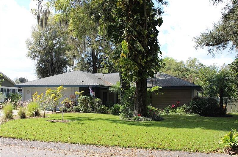 1st image of 6135 Black Walnut Dr