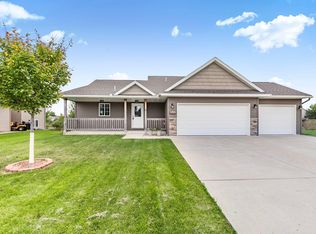 2112 4th St N, Sartell, MN 56377