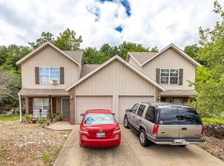 16 Lakeshore Dr, Kimberling City, MO 65686