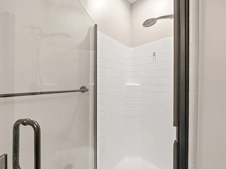 7303 Whiskey Creek Dr — Photo 37