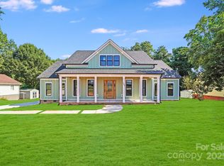 203 Nixon Rd, Belmont, NC 28012