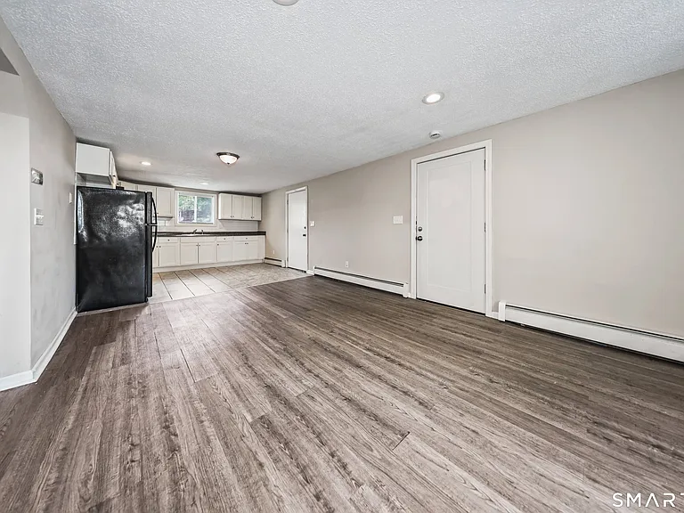 21 Hawkins St #3 — Photo 5