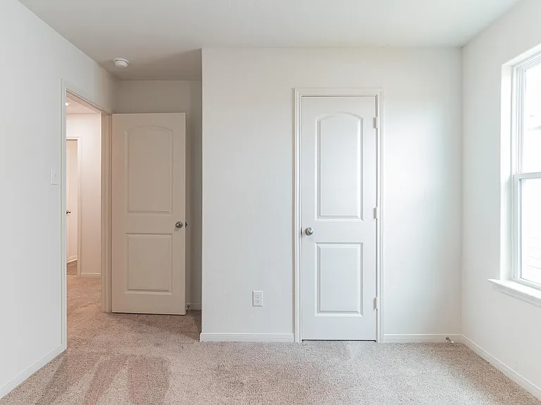 112 Allington Cir — Photo 20