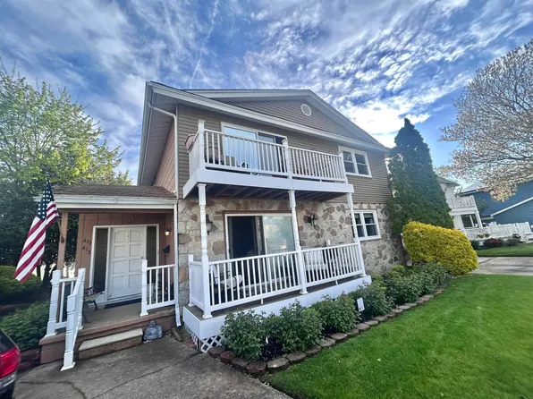 413-415 Berkshire Dr, Ventnor, NJ 08406