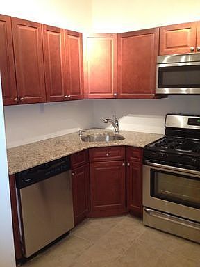 4th image of 2801 Kennedy Blvd APT A10