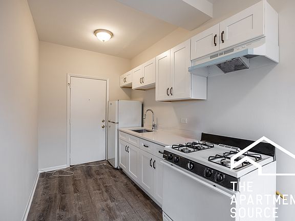 3rd image of 7722 N Marshfield Ave APT 3C