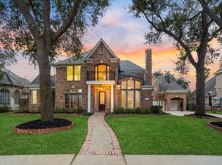 7322 Greatwood Lake Dr, Sugar Land, TX 77479