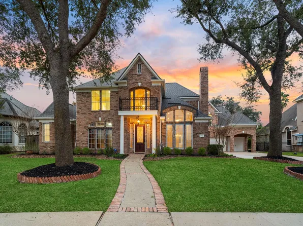 7322 Greatwood Lake Dr, Sugar Land, TX 77479