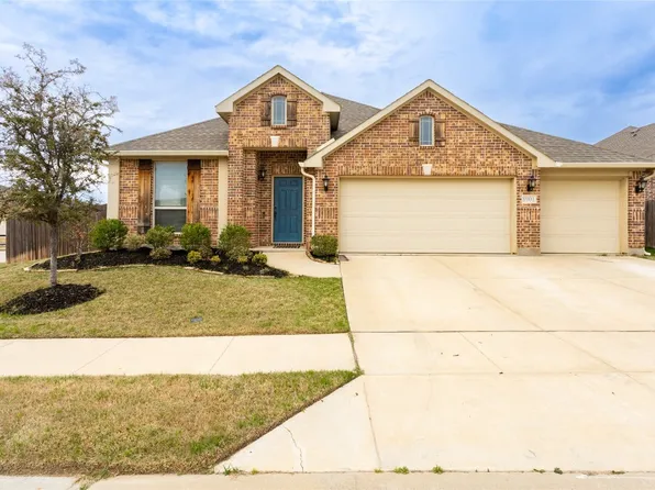 8901 Brantley Ln, Aubrey, TX 76227