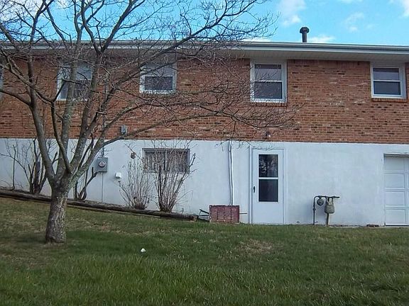 5th image of 156 Oaklawn Ave NE