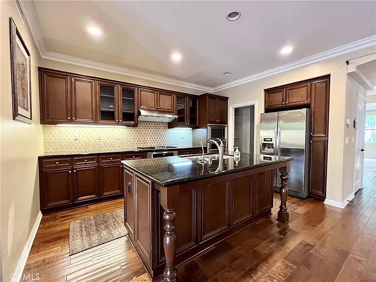 3974 E Callaway Dr — Photo 9