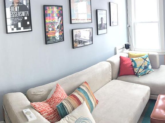 4th image of 4136 Queen Ave S APT 6