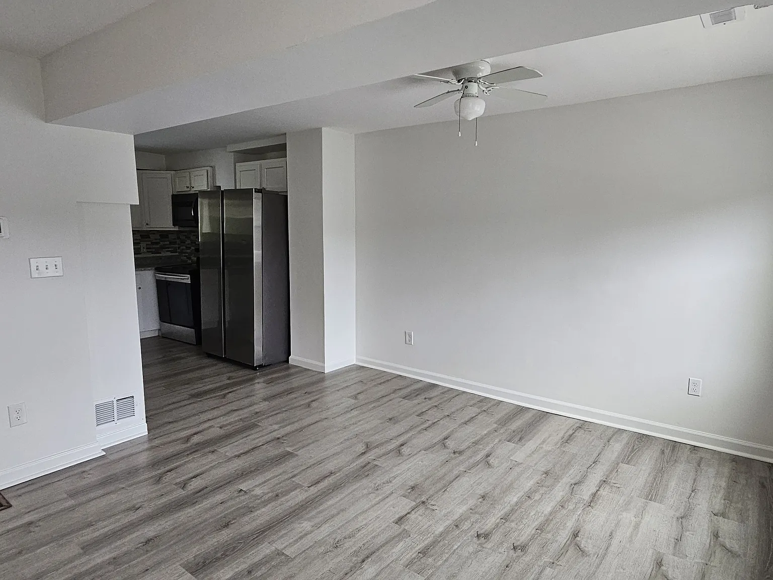 4 bed, 1.5 bath, 1150 sqft, $2,850 — Photo 1