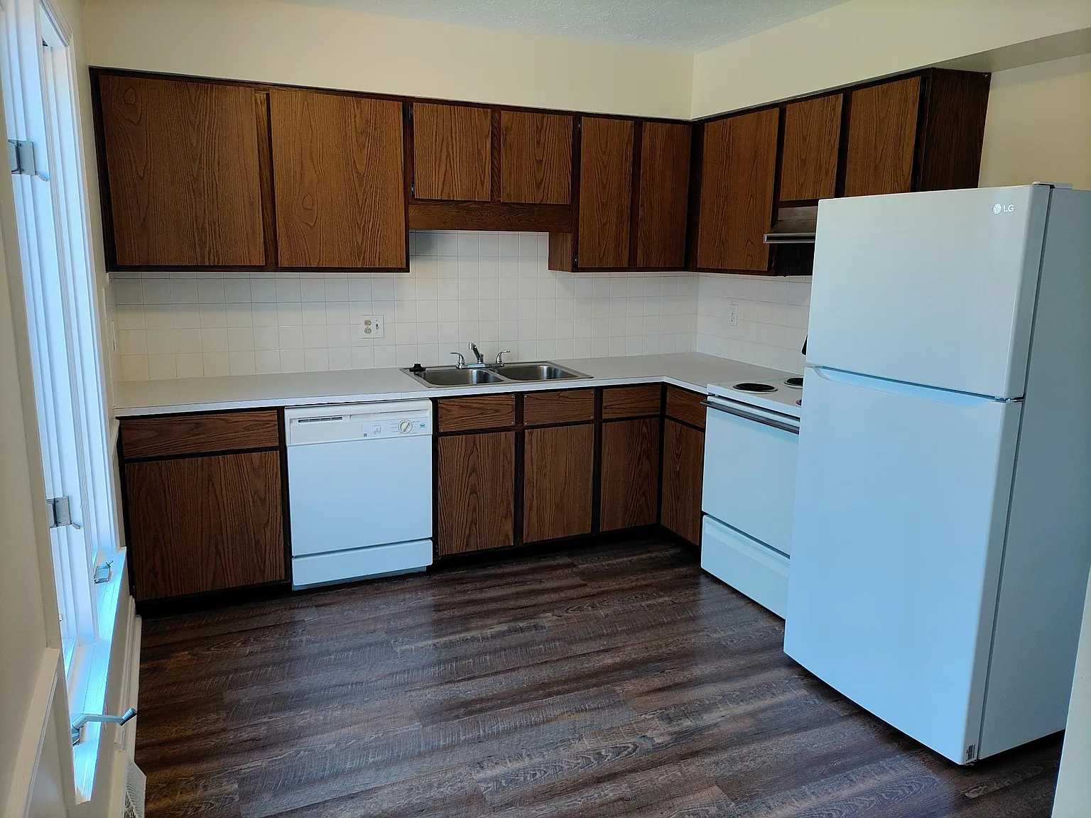 2 bed, 1.5 bath, 1440 sqft, $1,200 — Photo 4