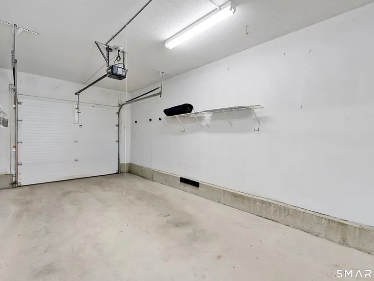 16 Maple St #20 — Photo 5