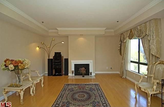 1st image of 1851 Veteran Ave APT 301