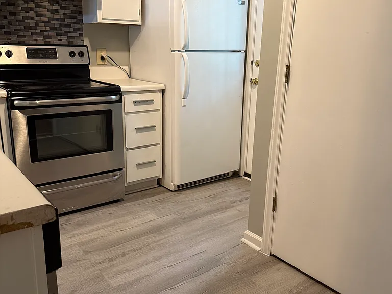 623 Carolina Ave — Photo 11