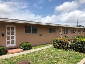 2417 Polk St, Hollywood, FL