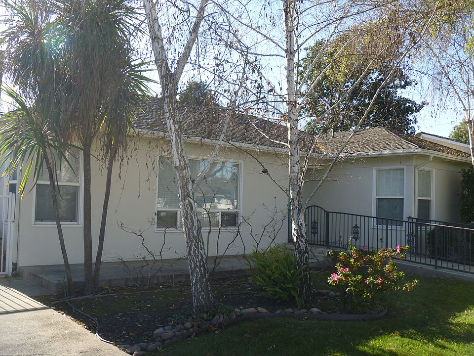1st image of 1238 W Mariposa Ave