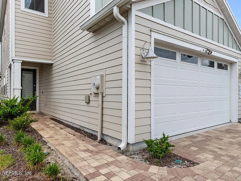 467 Rum Runner Way — Photo 2