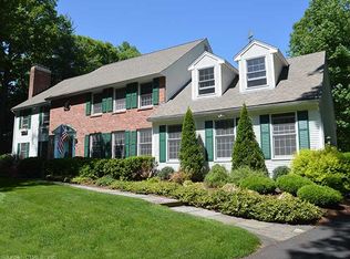 7 Saint Andrews Dr, Avon, CT 06001