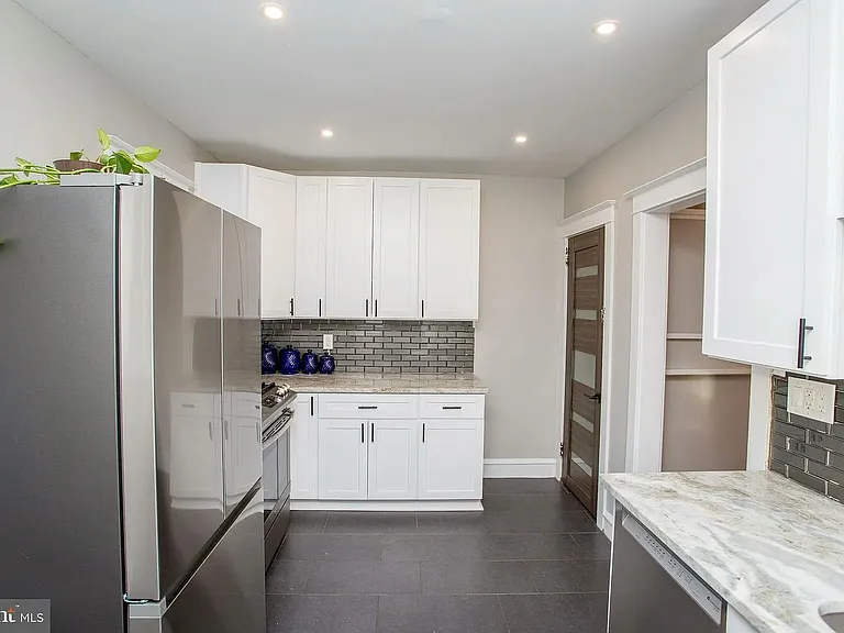 501 E Mount Airy Ave — Photo 15
