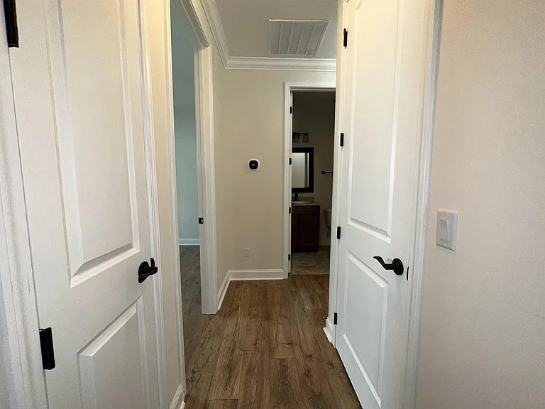 1417 Shoreside Dr #101 — Photo 2