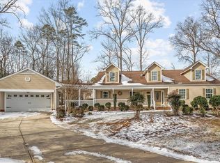 808 Christopher Rd, Chapel Hill, NC 27514