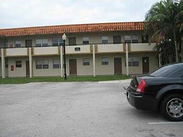 2nd image of 400 NW 65th Ave APT 112