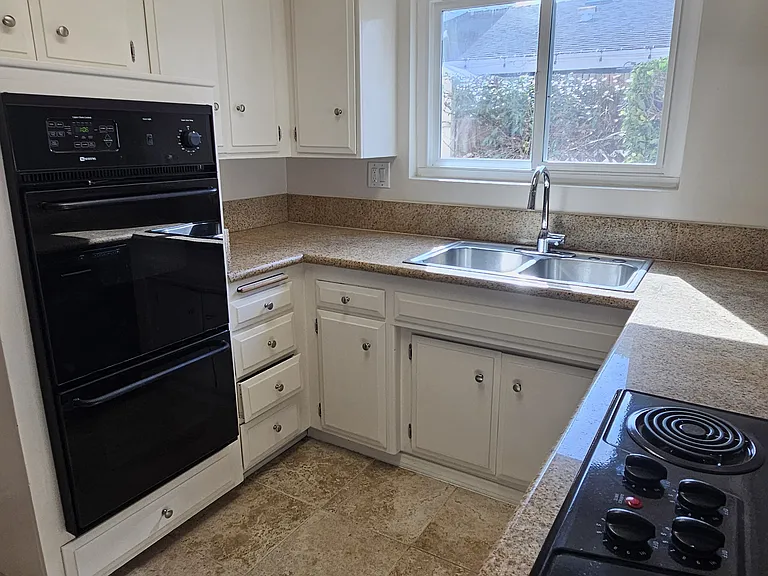 23818 Audrey Ave #A — Photo 10