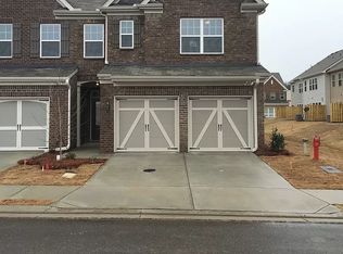 1241 Foxcroft Ln, Cumming, GA 30041