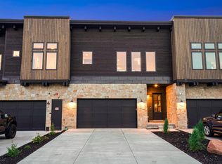 371 N Abajo Peak Way #C-1, Heber City, UT 84032