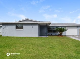 9305 Crabtree Ln, Pt Richey, FL 34668