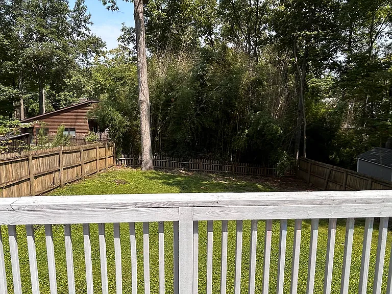 833 Westwood Pl — Photo 29
