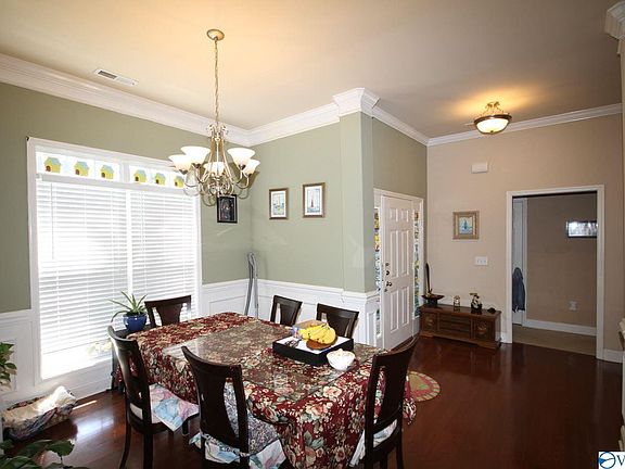 5th image of 139 Singletree Dr